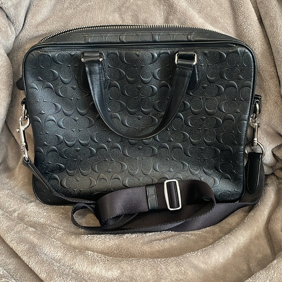 Coach Men Hudson 5 Bag Debossed in Black - Picture 5 of 5